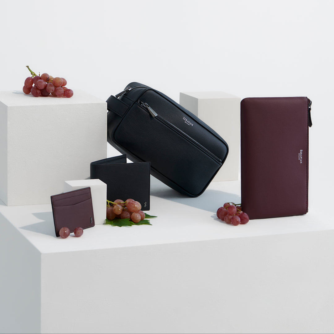 Serapian wallets derived from Italian grapes