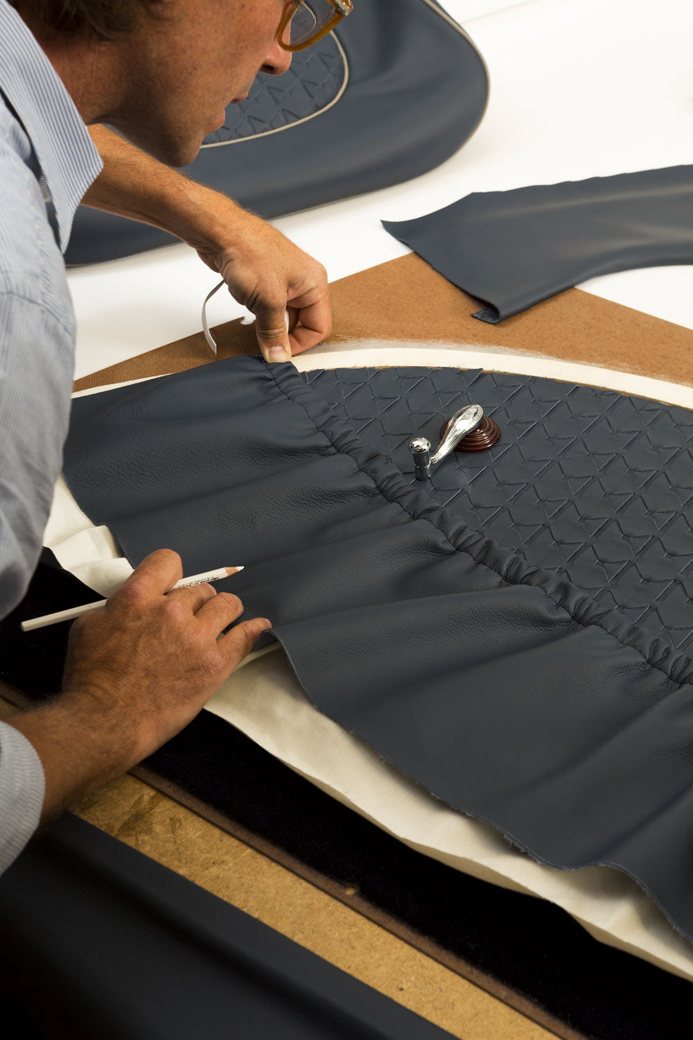 Mosaico craft car interiors working phase - Serapian