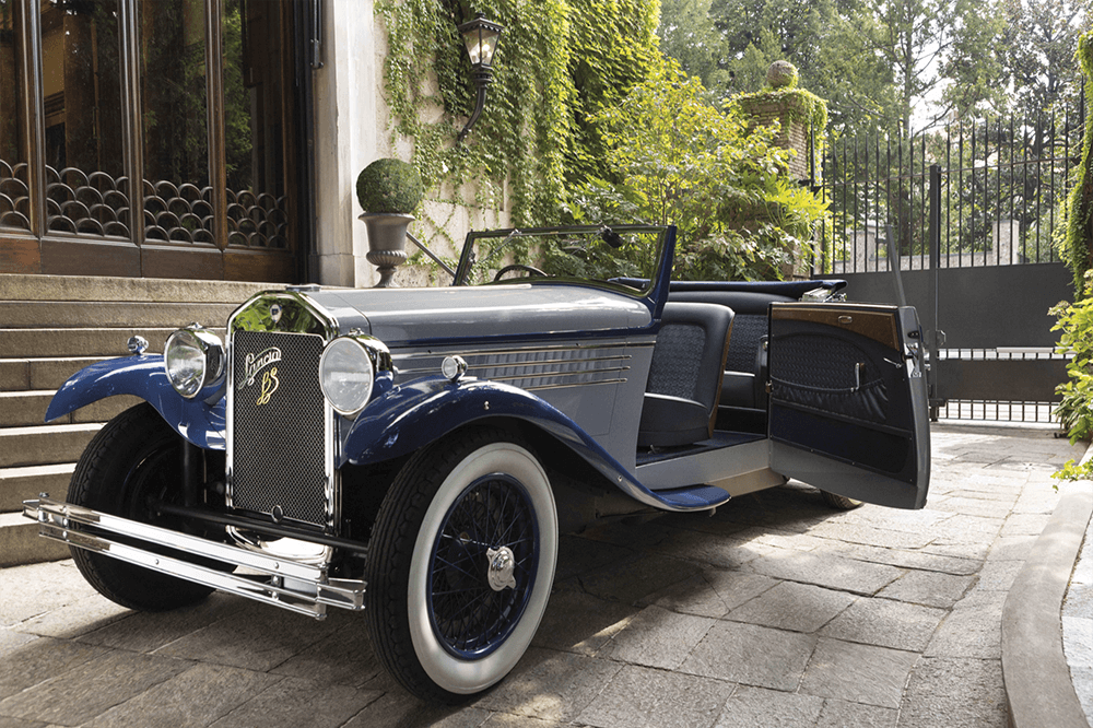 Serapian Bespoke Assoluto - refurbishing the interiors of a car from the 1930s