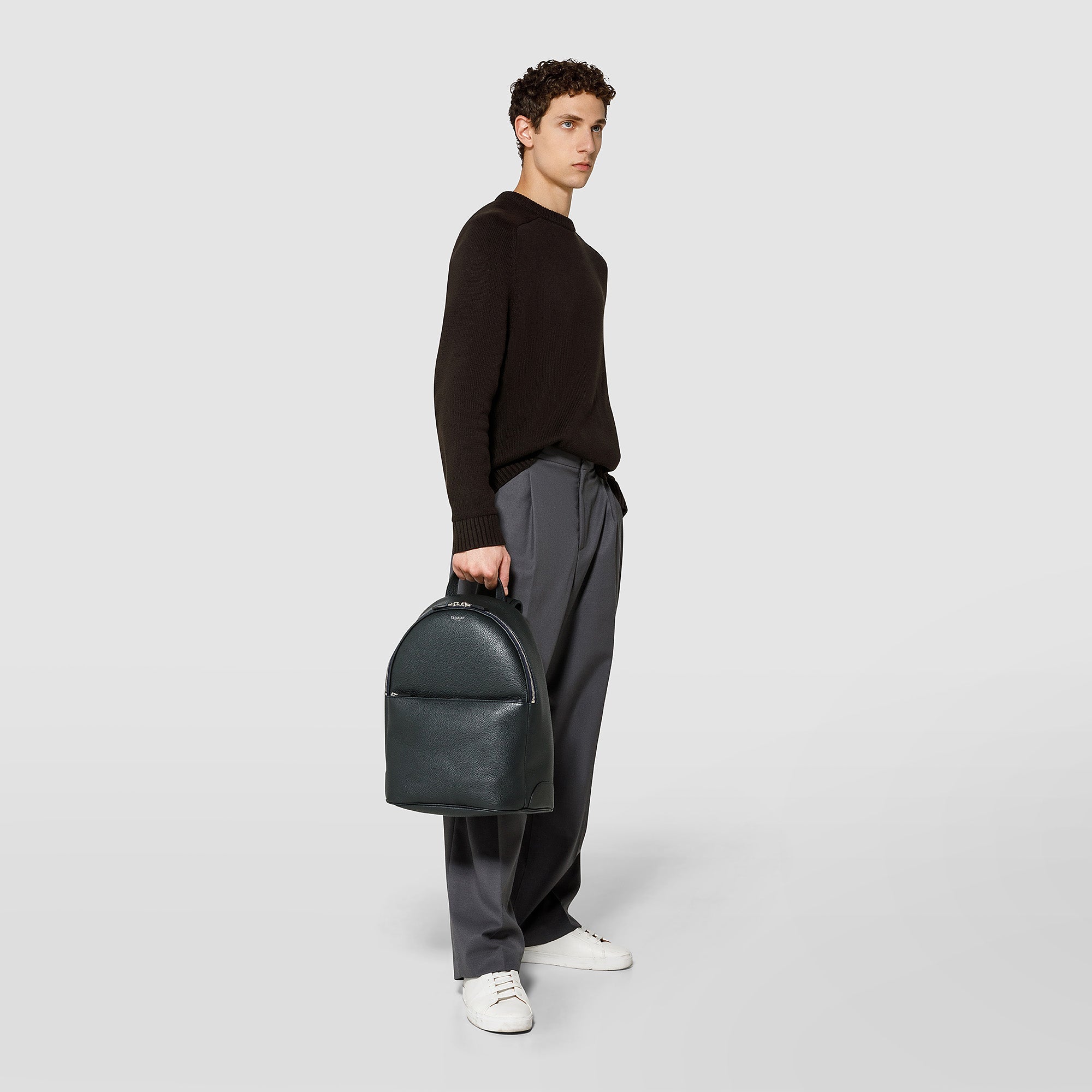 SRCCHMLL692431Y021_04_29da78db