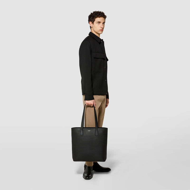 Day tote bag in cachemire leather - black