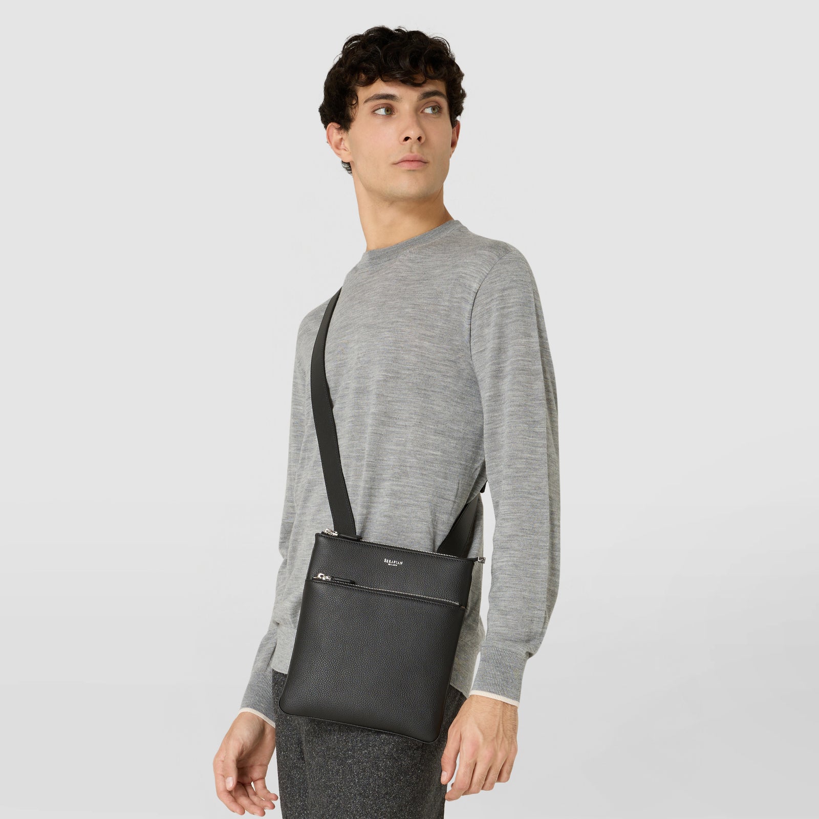 SRCCHMML679423Y001_99_1600x.