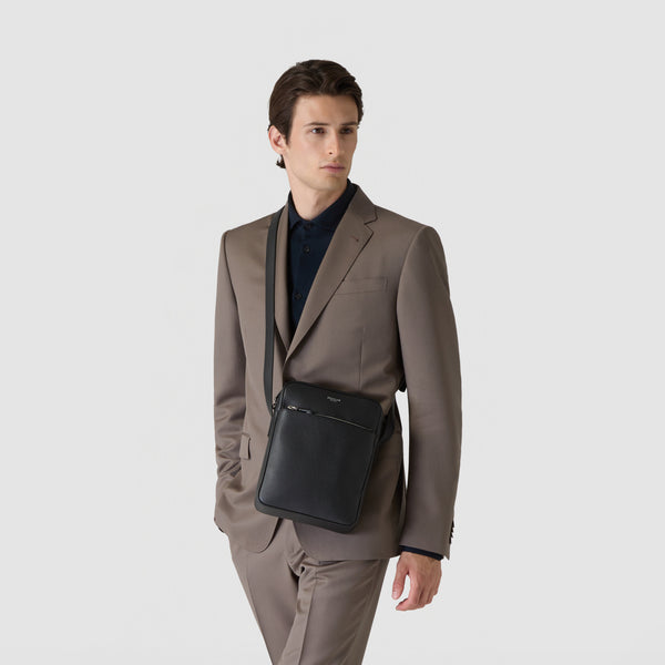North south messenger in cachemire leather - black