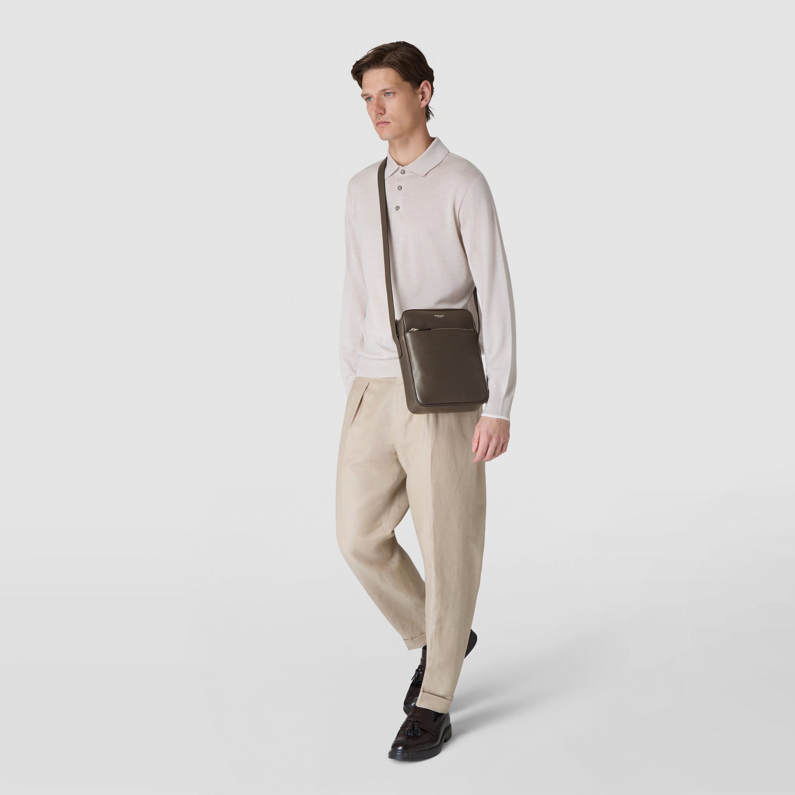 :::Yn&s::: Flat North South Crossbody in Espresso Tumbled Calfskin