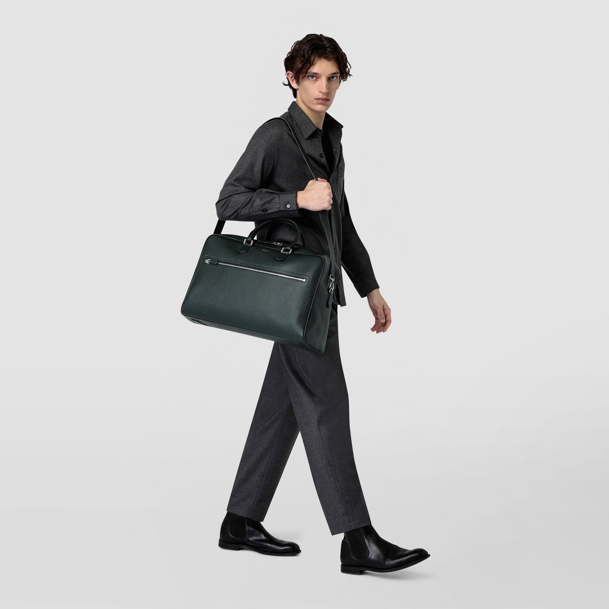 SERAPIAN セラピアンCACHEMIREレザー製ブリーフケース Slim briefcase in cachemire leather navy blue