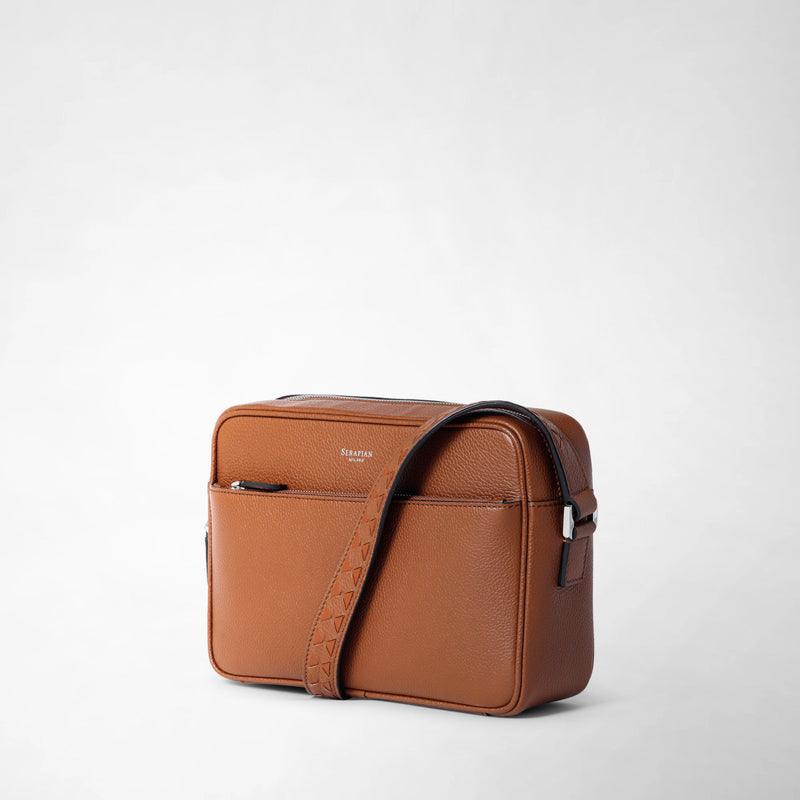 East west crossbody bag in cachemire leather - tobacco