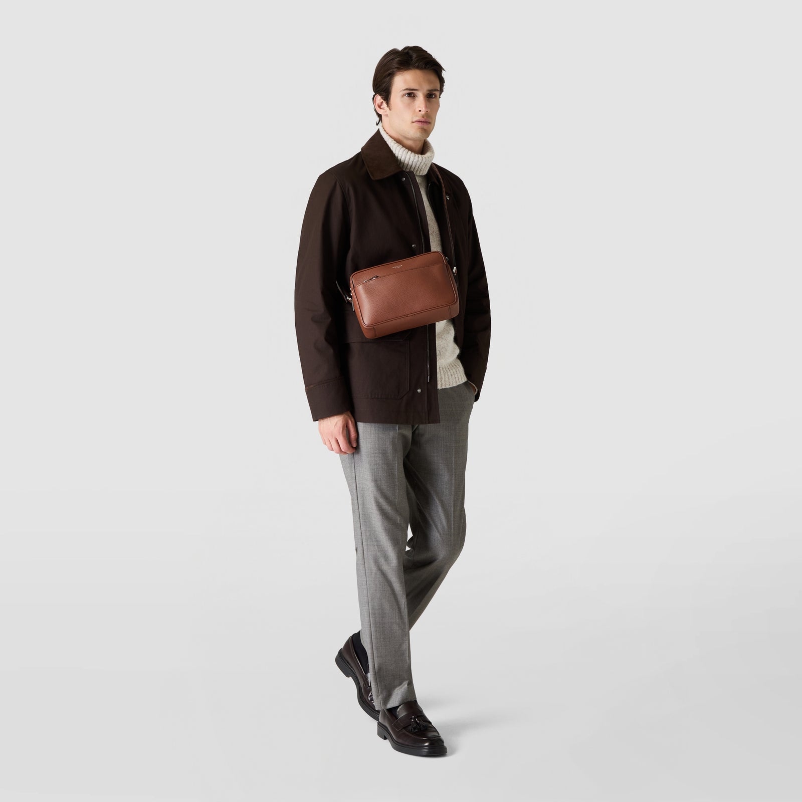 EAST WEST CROSSBODY BAG IN CACHEMIRE LEATHER