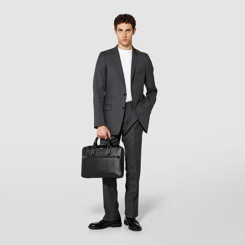 Extra slim briefcase in evoluzione leather - eclipse black