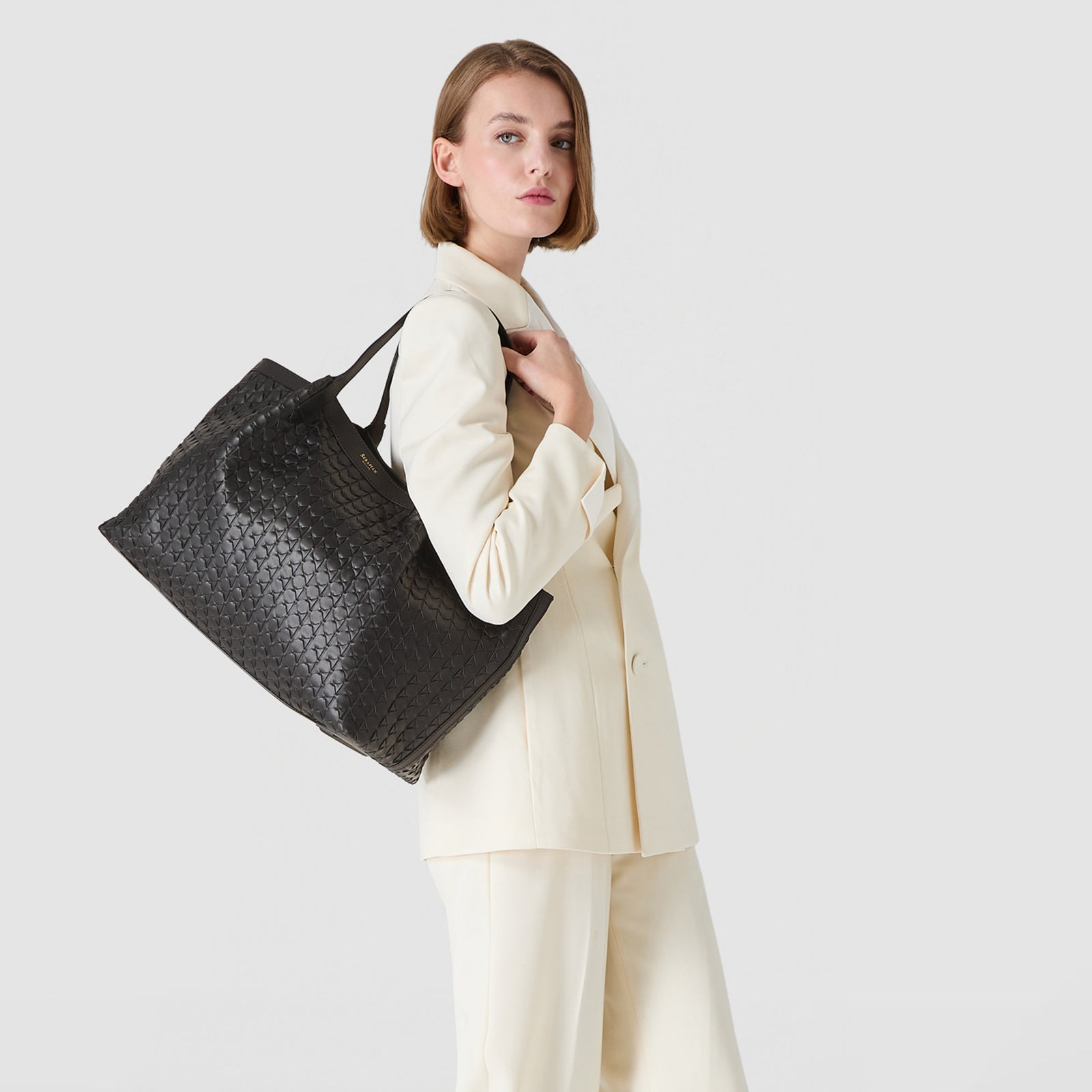 MOSAICOナッパレザー製 ブラックトートバッグ