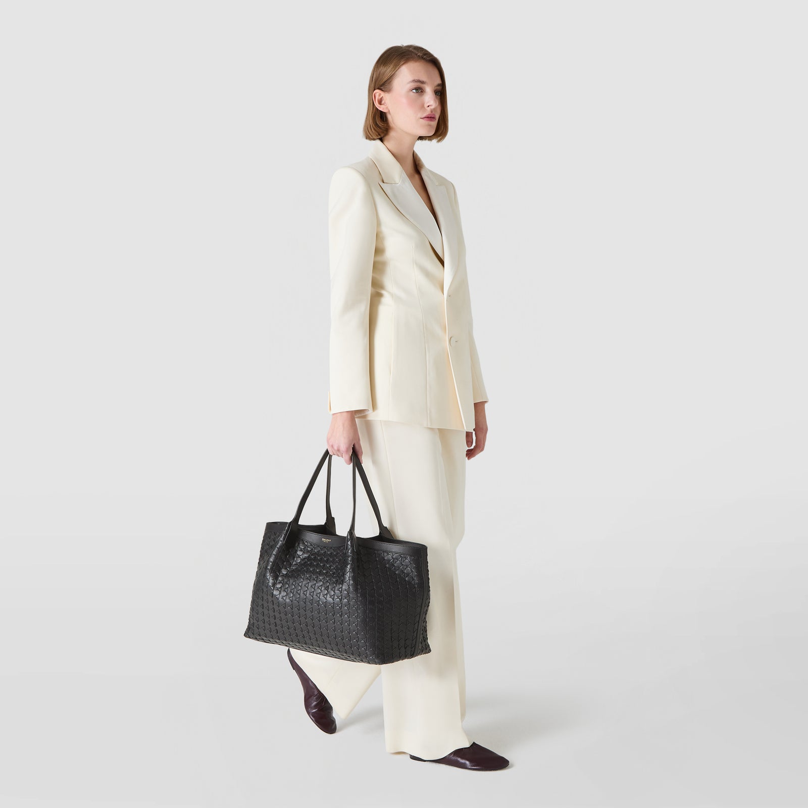 MOSAICOナッパレザー製 ブラックトートバッグ