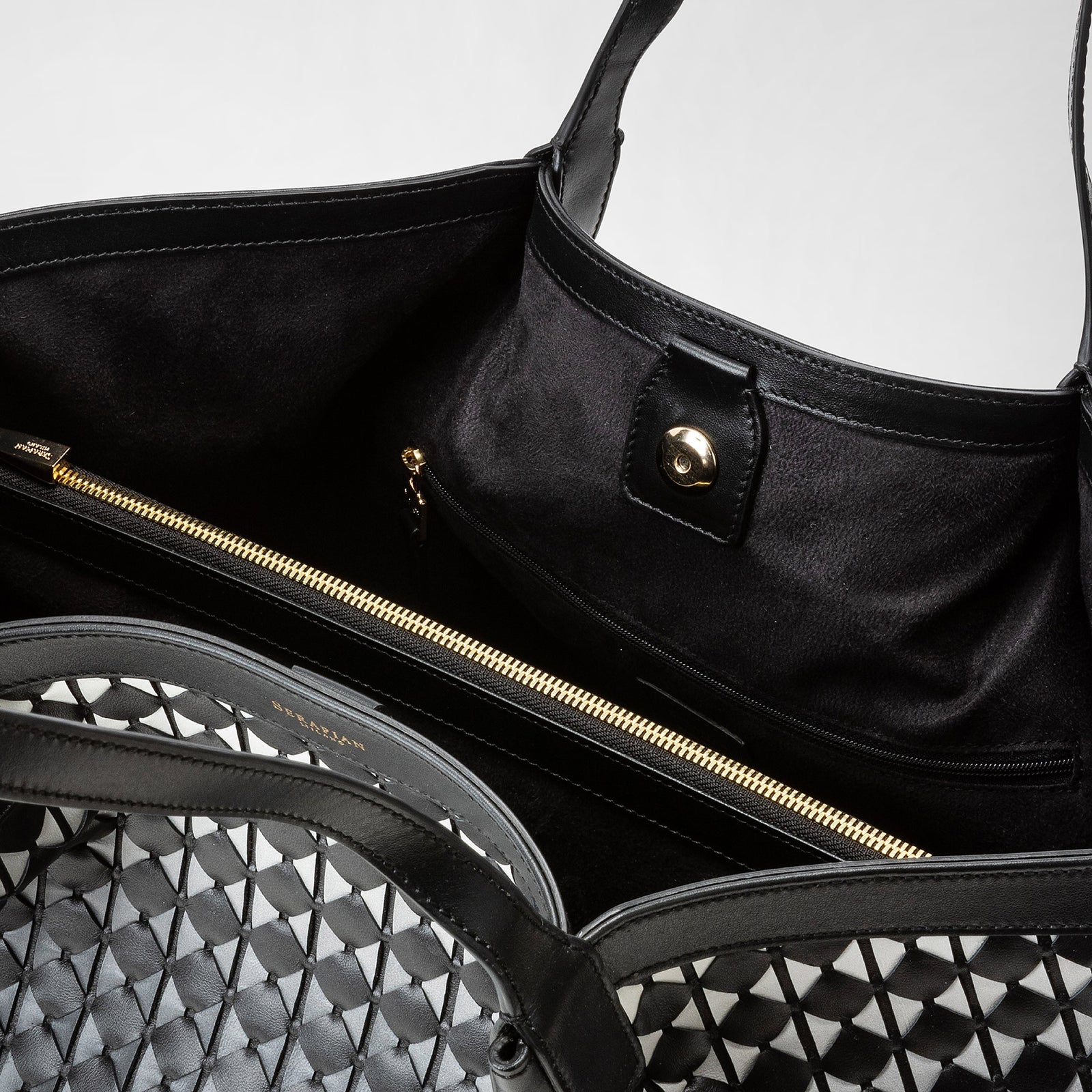 SRMOSWLL684542G007_03_1600x.