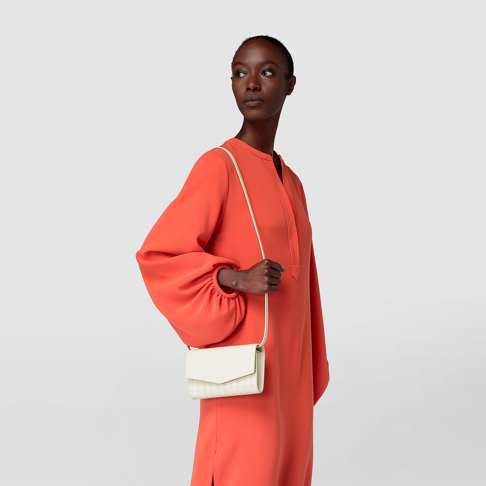 [AVANDRESS] ★24SS★Satin Shoulder Bag 07203-