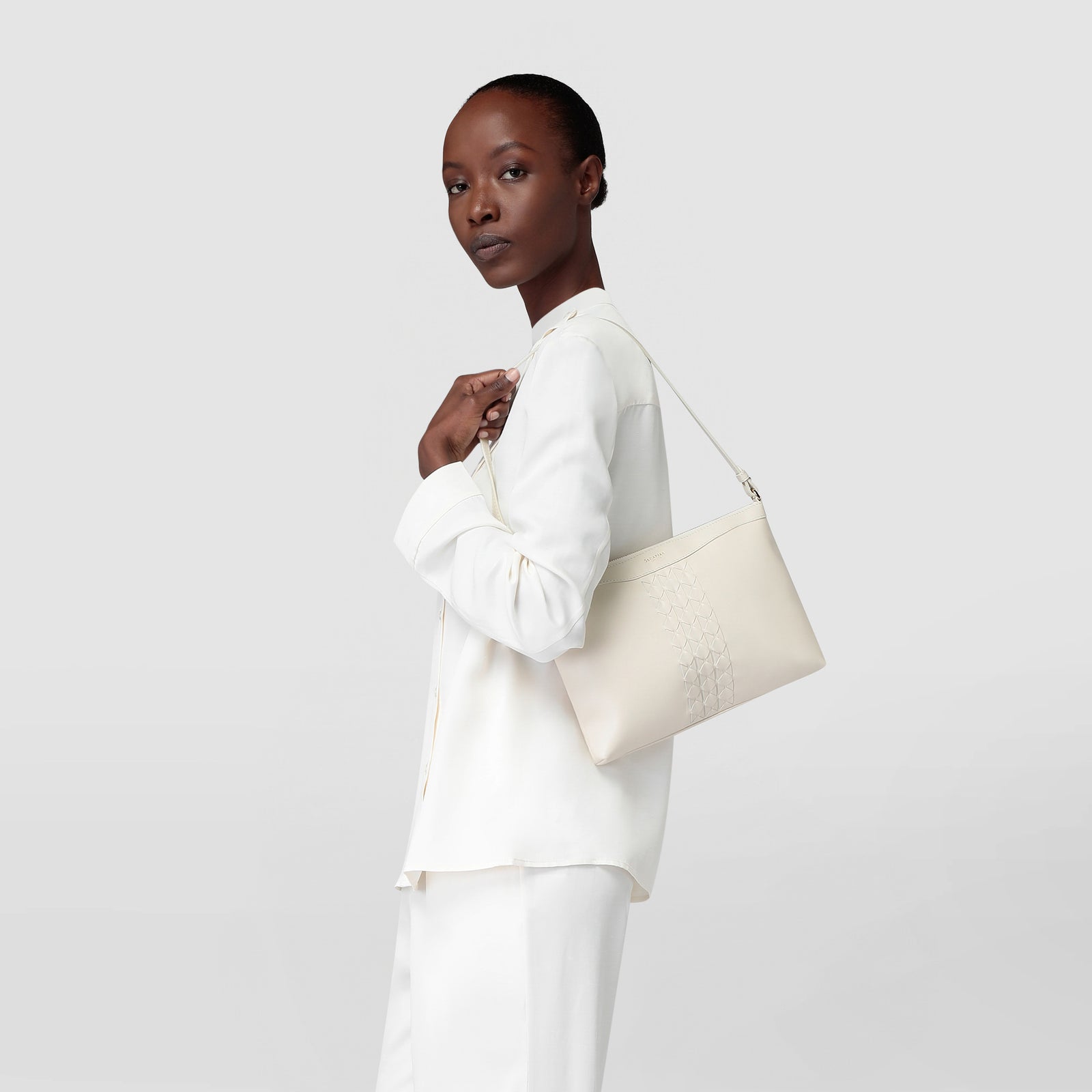 【SERAPIAN】MOSAICO SEE THROUGH製スモールSECRETトートバッグ Secret small tote bag in Mosaico see through black/blush