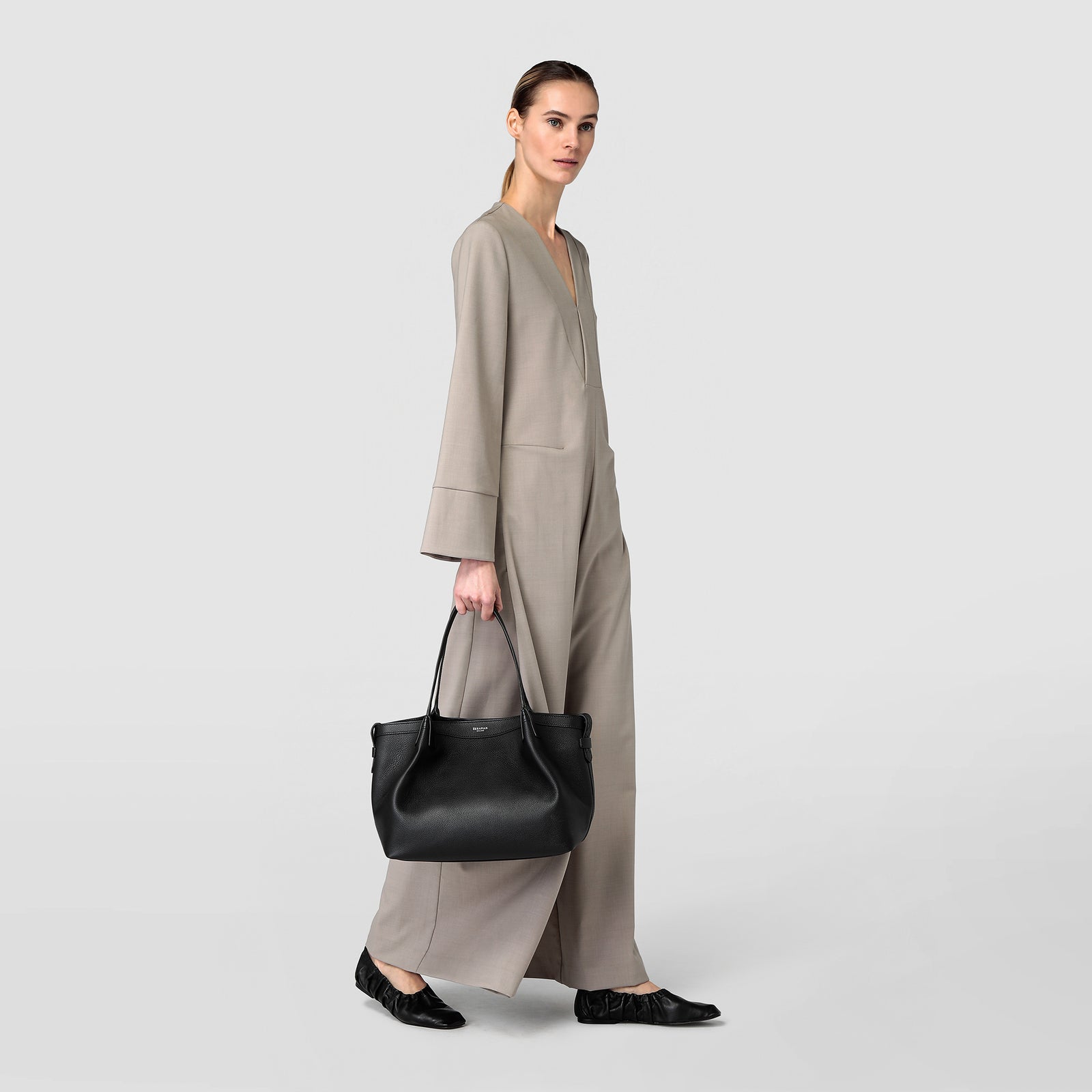 バッグ・カバンその他 Serapian SMALL SECRET RUGIADA BAG Small secret tote bag in rugiada leather black