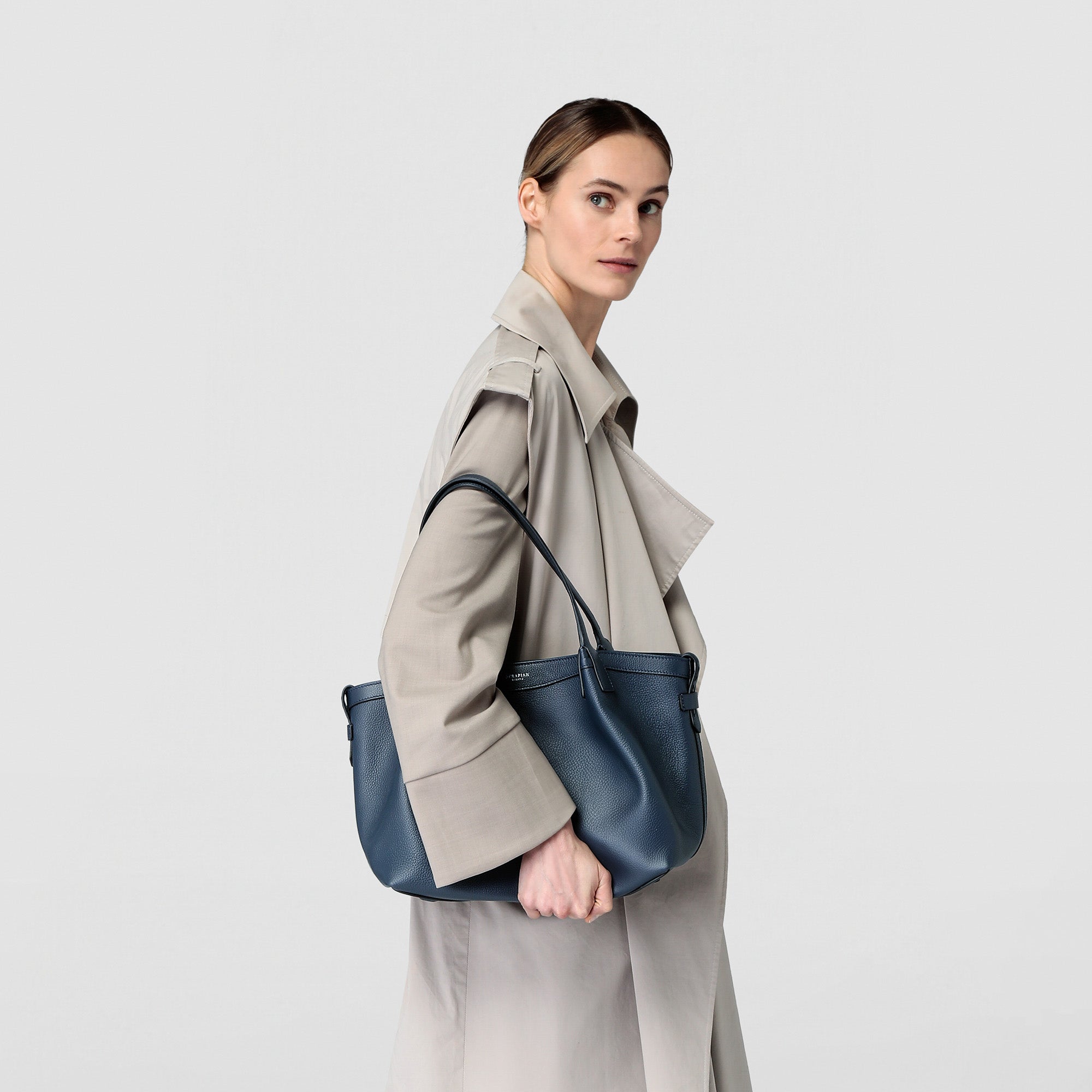 Small Secret Tote in Rugiada Leather, Navy Blue