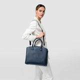 Luna handbag in rugiada leather - navy blue