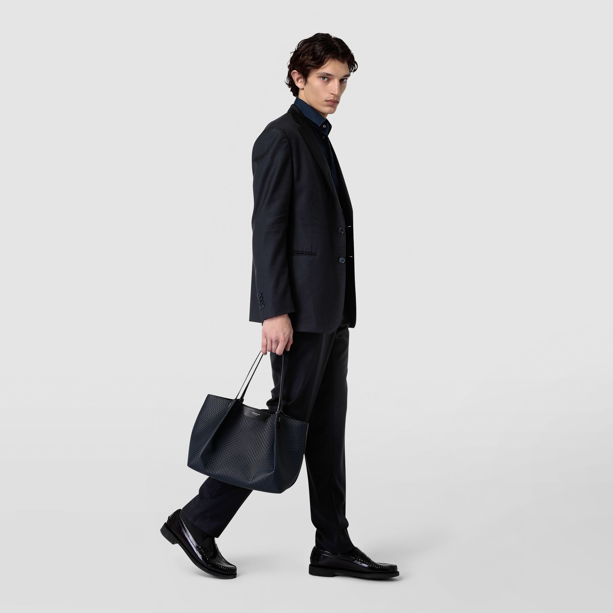 SERAPIAN　セラピアン　トートバック　OCEAN BLUE/BLACK Vertical secret tote bag in stepan ocean blue black