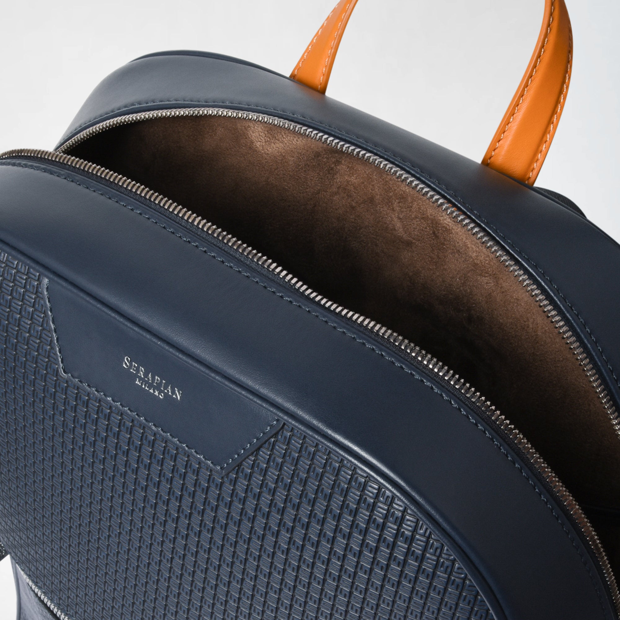 SERAPIAN ネイビー リュック 保存袋付き SERAPIAN ネイビー リュック 保存袋付き SERAPIAN STEPAN製 レディース