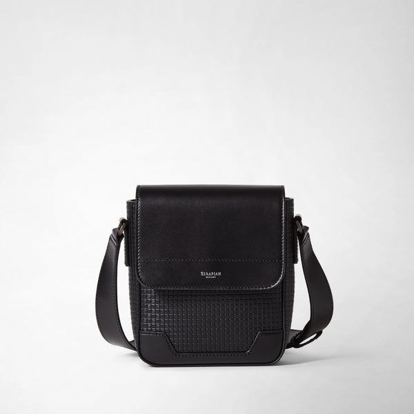 Kleine kuriertasche aus stepan mit umschlagklappe - black/black eclipse