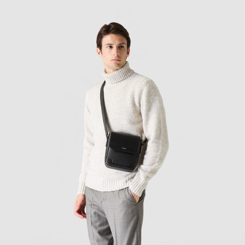Small flap messenger in stepan - black/black eclipse