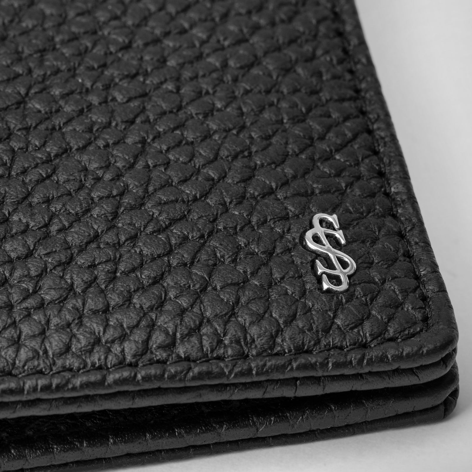 8-card billfold wallet in cachemire leather black