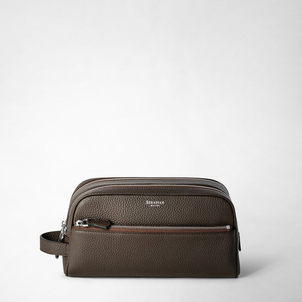 Double zip washbag in cachemire leather - chestnut