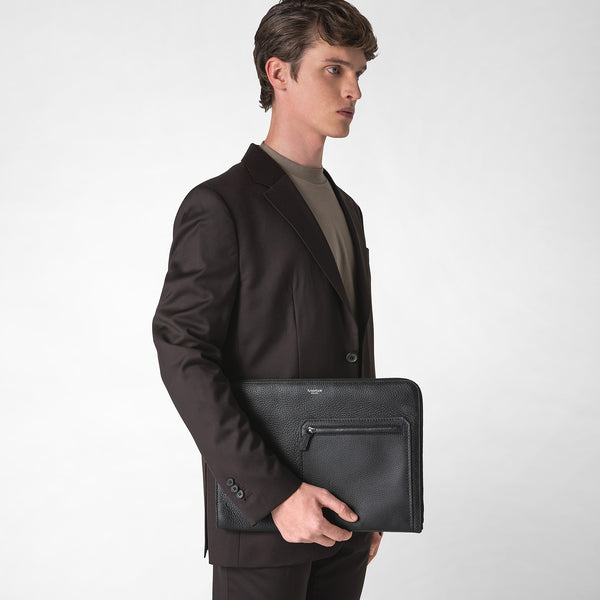 Quattordici laptop case in cachemire leather - eclipse black