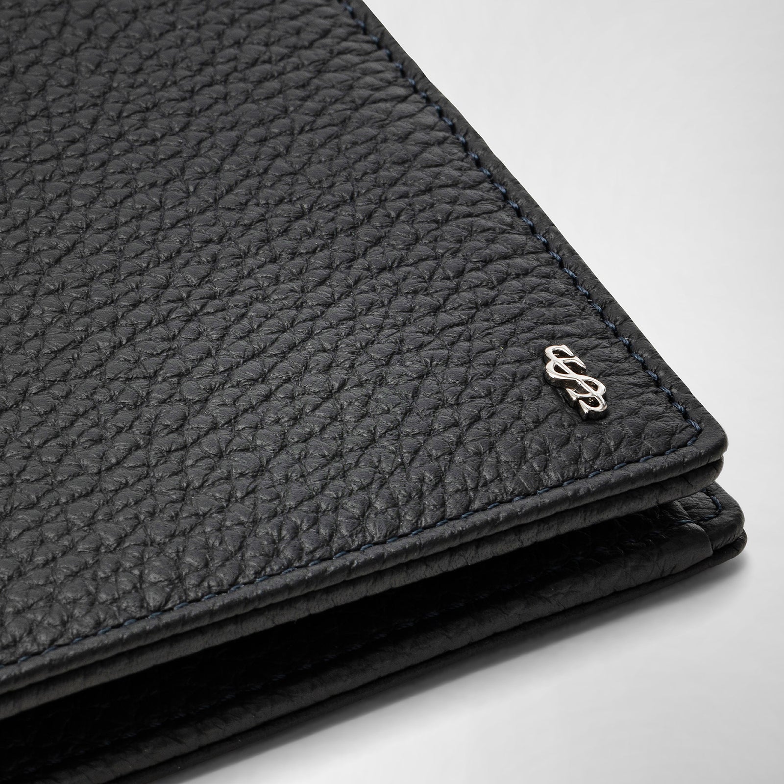 4-Card Billfold Wallet in Navy Tumbled Calfskin