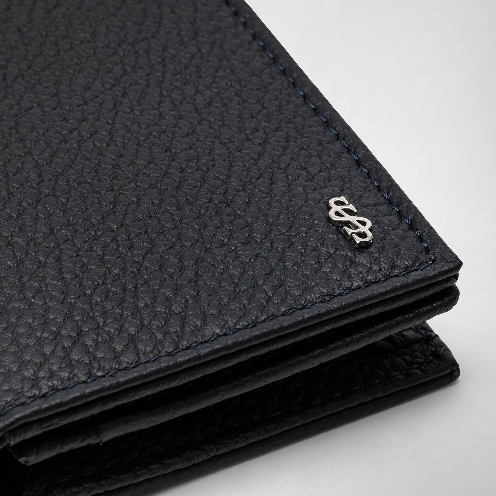 Business card case in cachemire leather navy blue