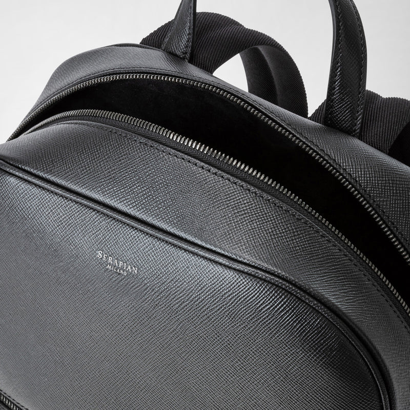 Backpack in evoluzione leather - eclipse black
