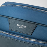 Washbag in evoluzione leather - denim blue