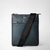 Flat messenger in evoluzione leather - navy blue