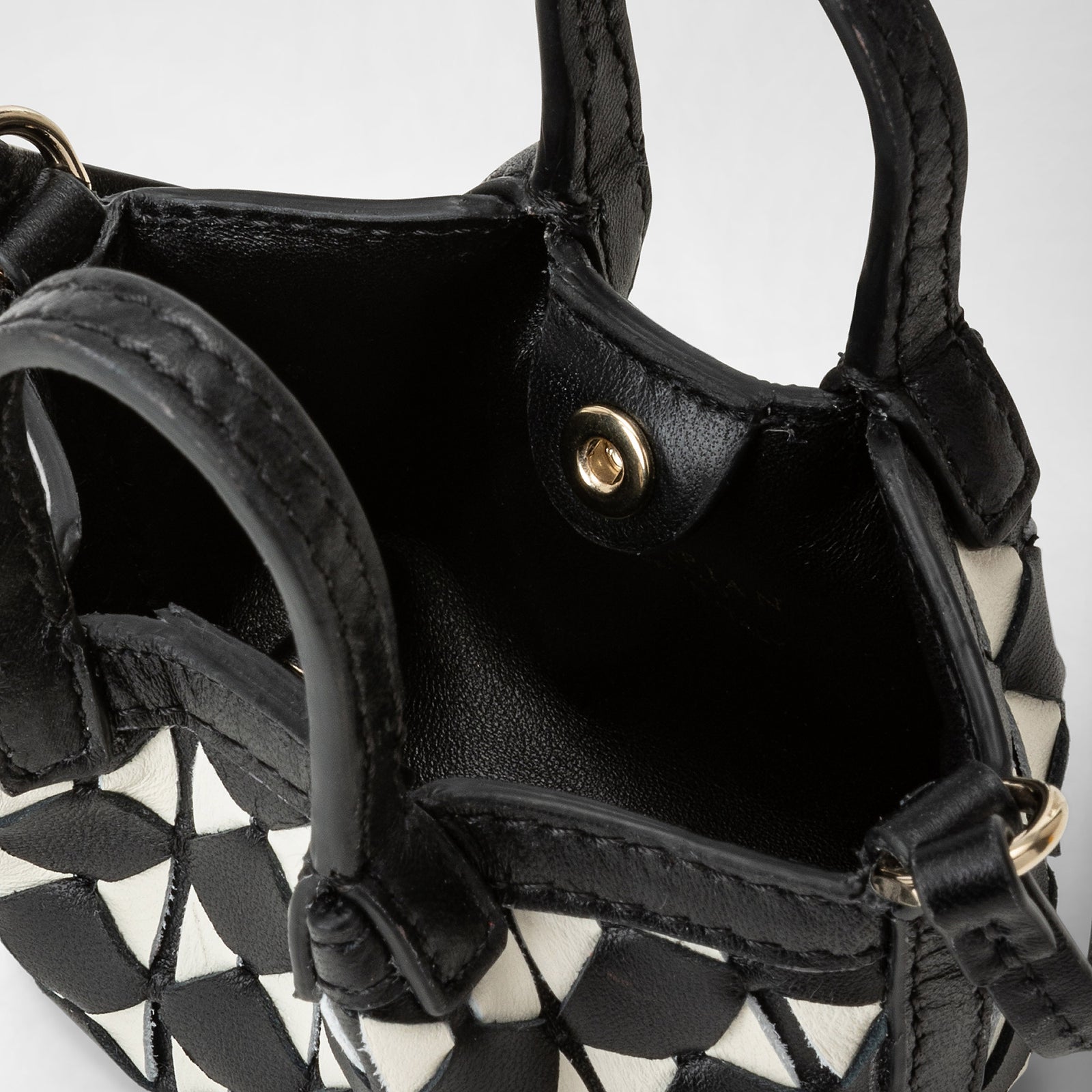 Secret nano bag in Mosaico black off-white