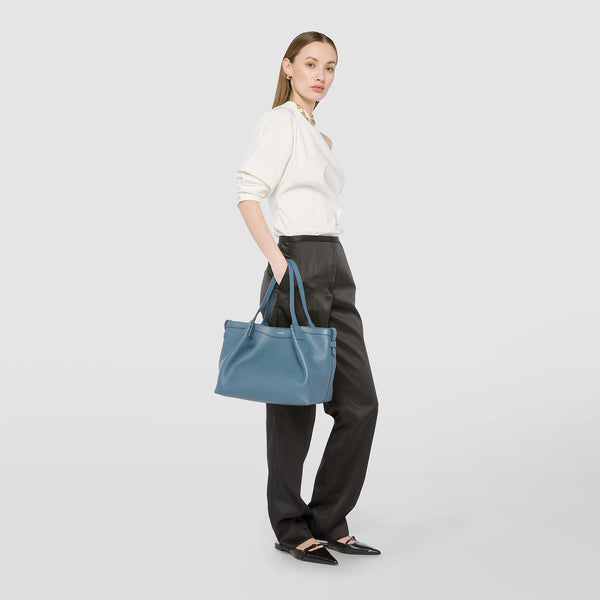 Tote bag secret piccola in pelle rugiada - blue jeans