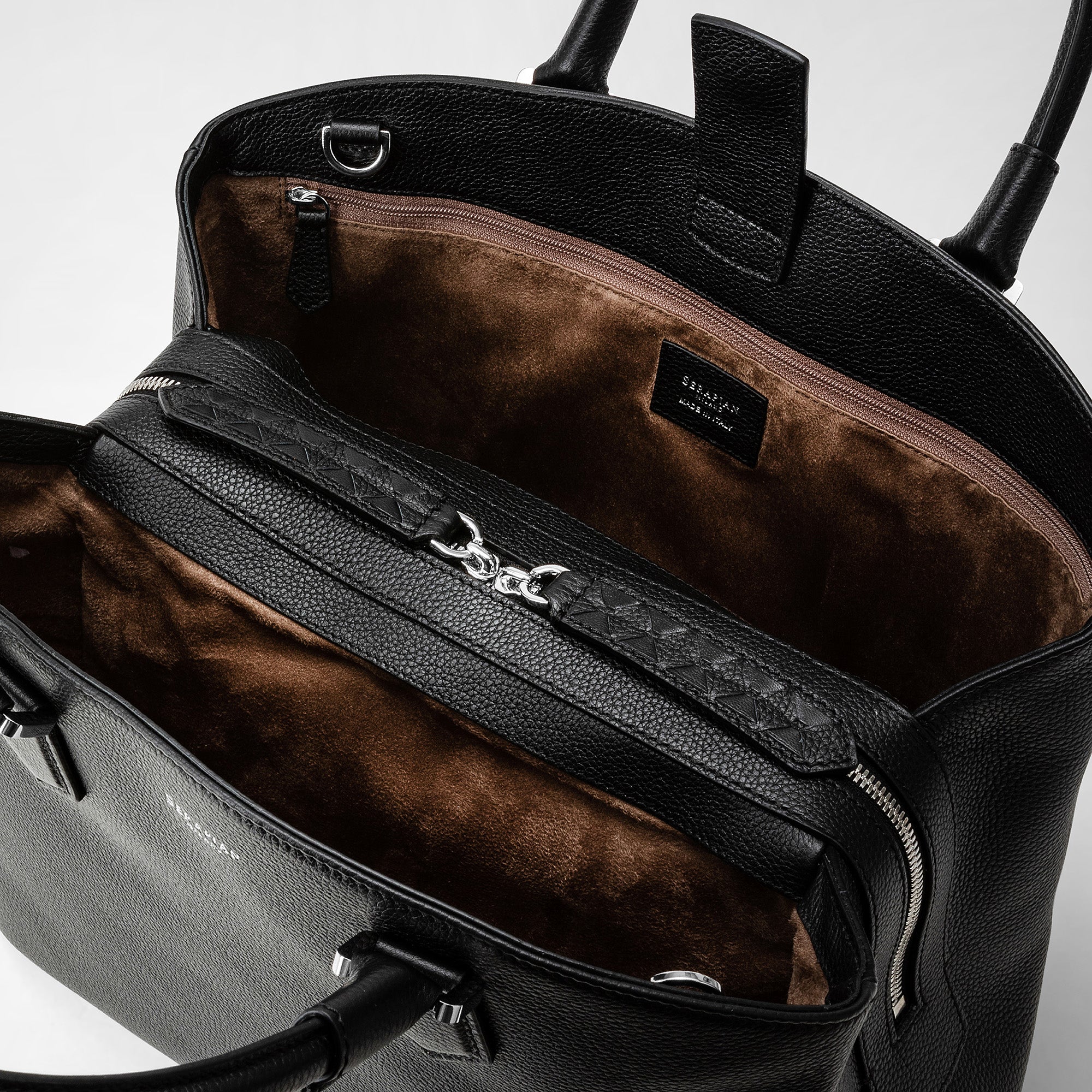 Luna handbag in rugiada leather black