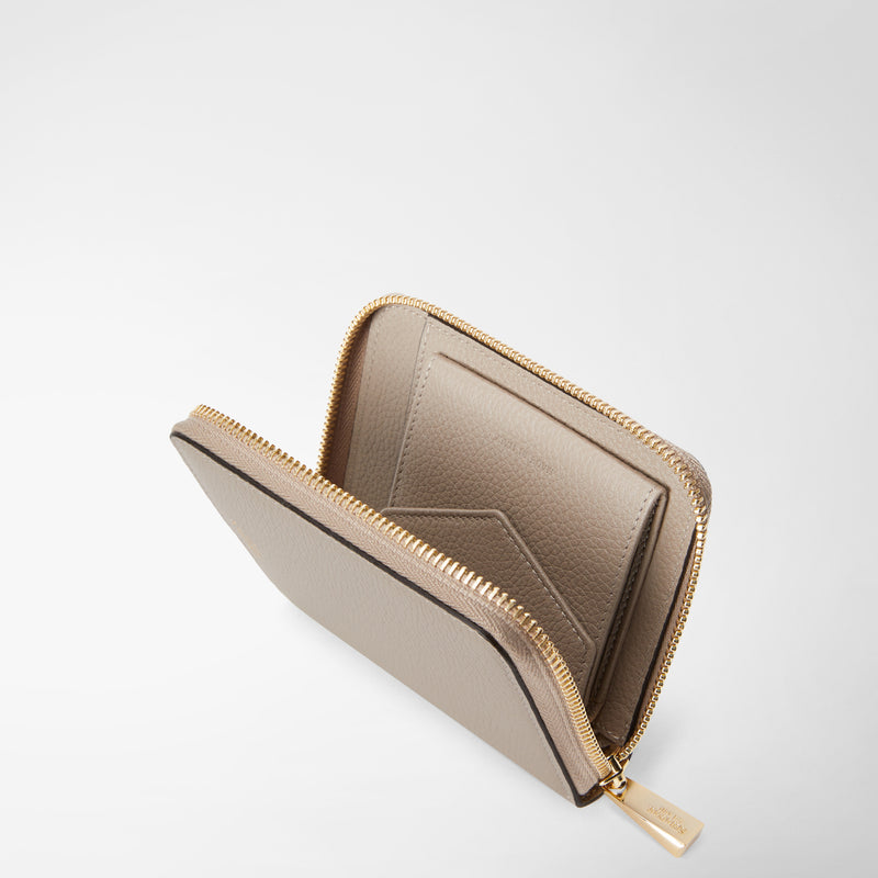 Mini zip around wallet in rugiada leather - sahara