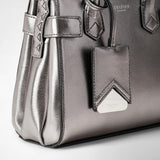 Borsa a mano mini meliné in pelle seta - ruthenium