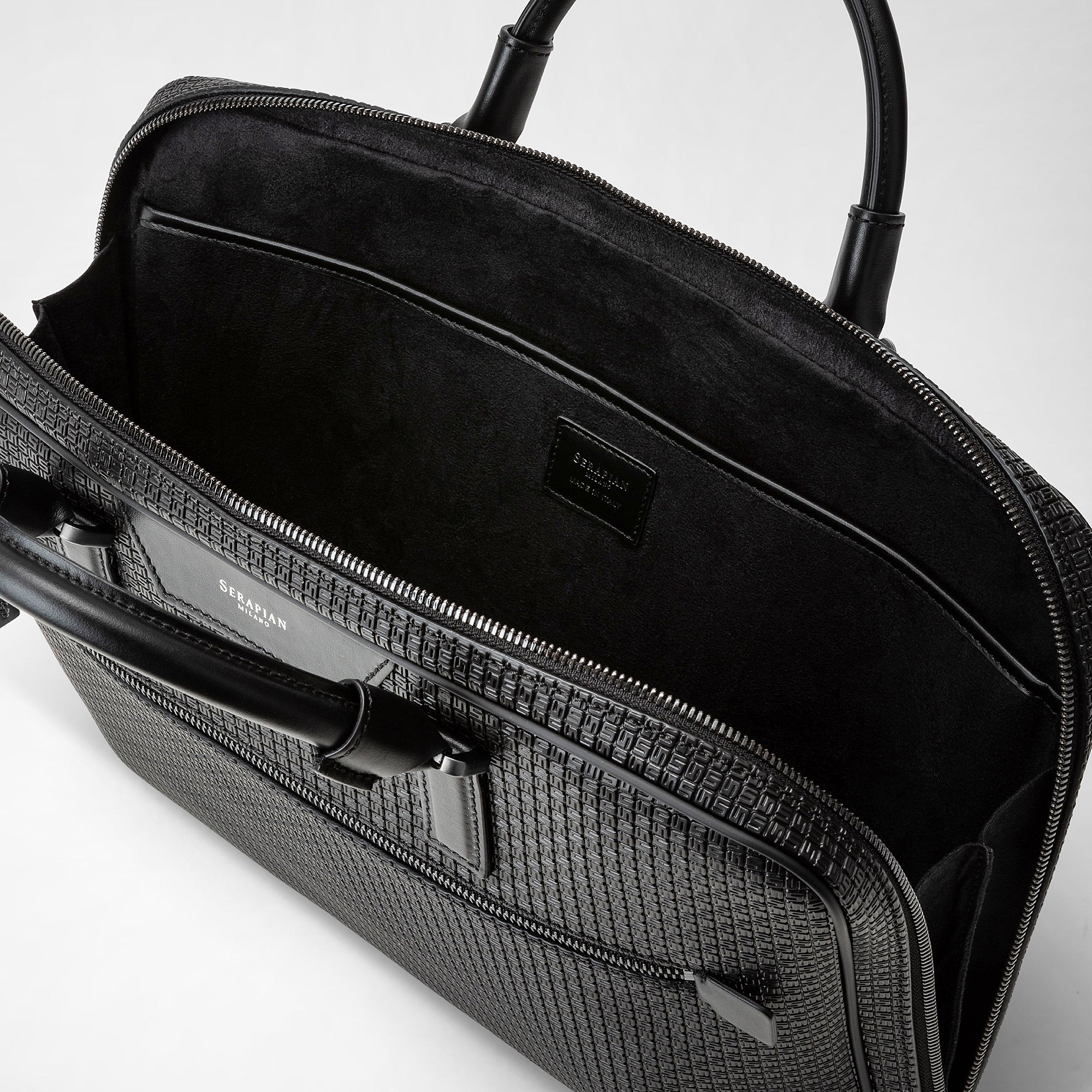 Extra slim briefcase in stepan black eclipse black