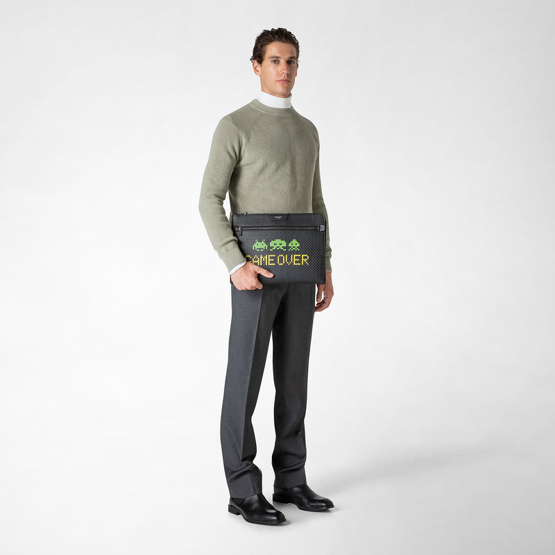 Document folio in stepan - space invaders black