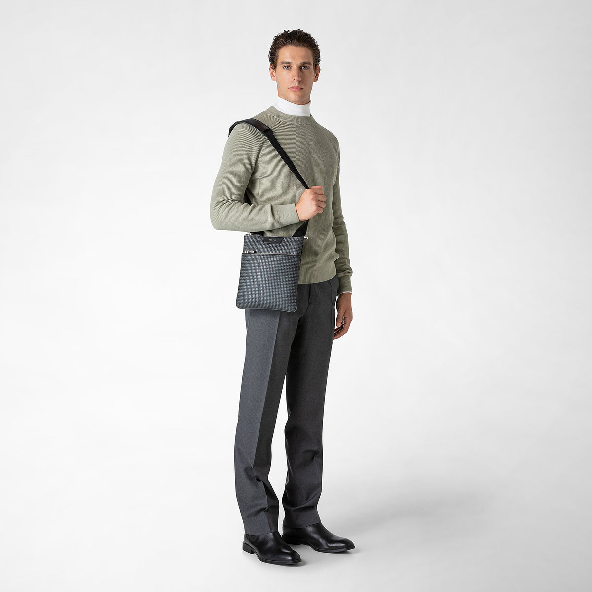 美品♡セオリー レザーシャツ 羊革 リアルレザー ブラック ロゴ入りボタン 38 CHROME HEARTS(クロムハーツ) クロスボタンレザーシャツ