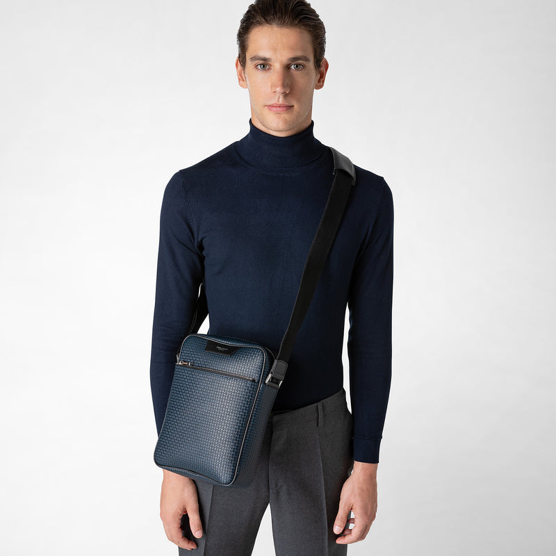 Stepan製north southメッセンジャーバッグ - ocean blue/black