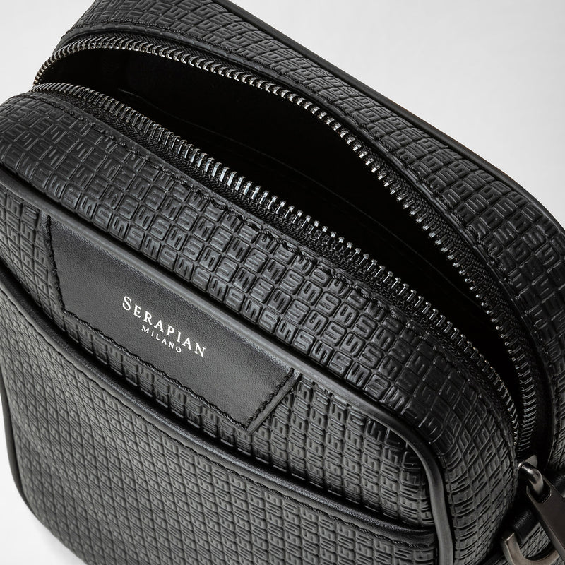Small north south messenger in stepan - black/eclipse black